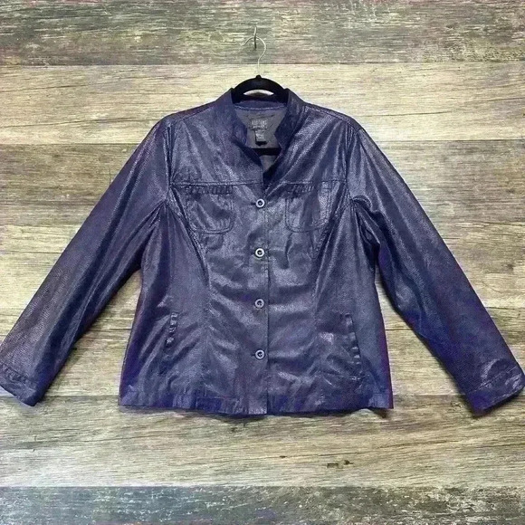 Additions by Chicos Size 2 women’s button down purple snake skin top - Picture 2 of 4